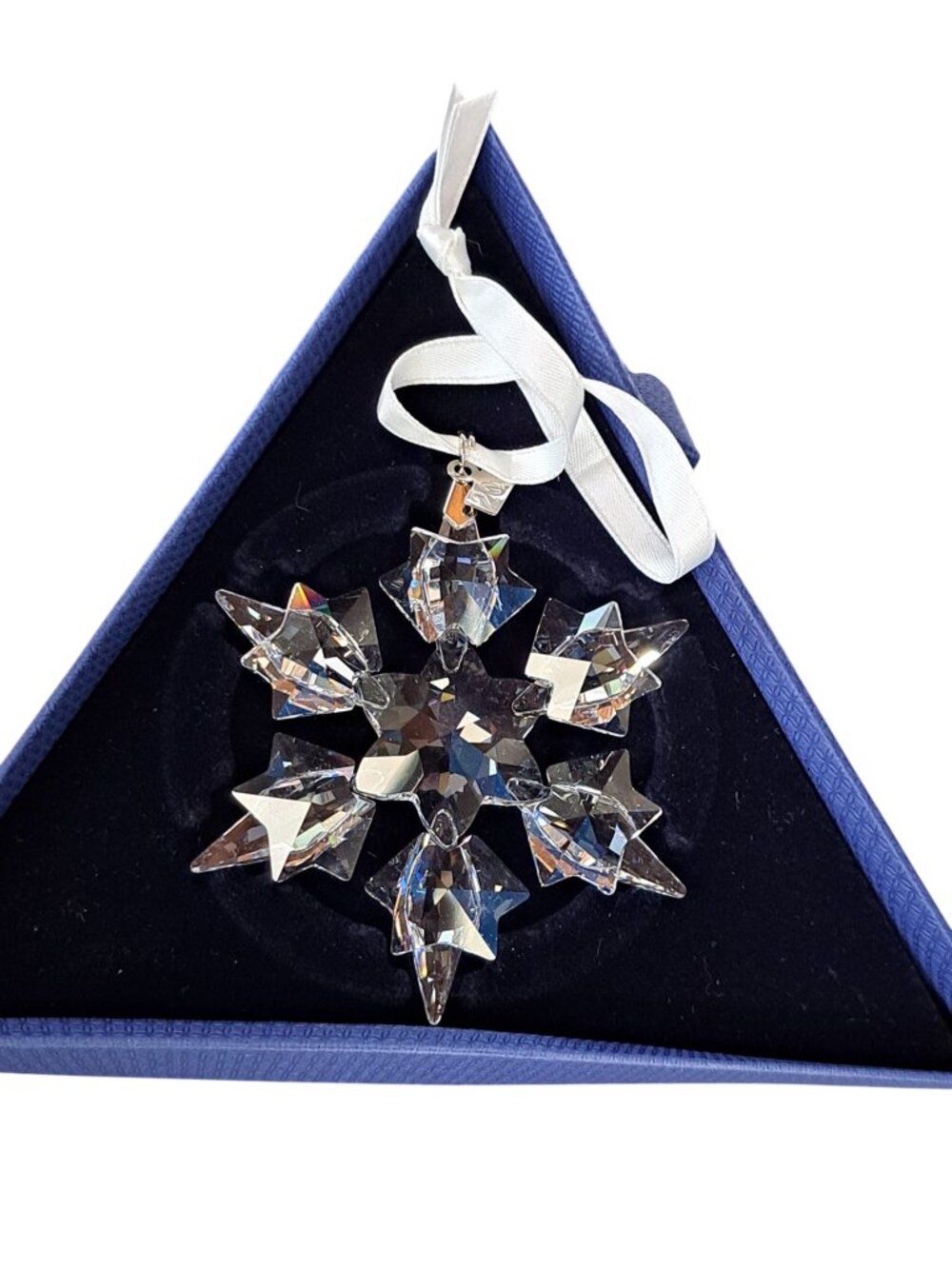 Swarovski 2010 Annual Large Snowflake Ornament - Picture 10 of 11